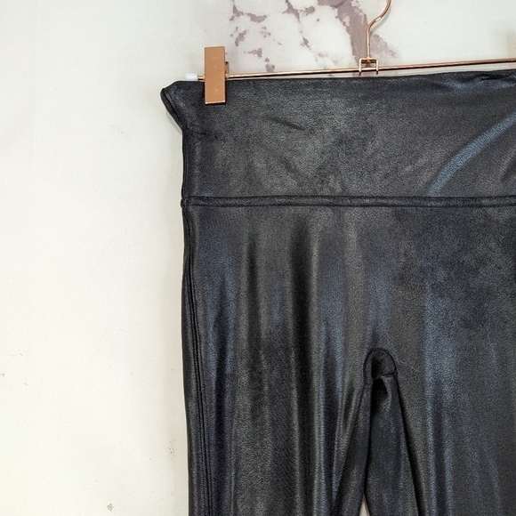 Spanx Leggings Womens Small Faux Vegan Leather 2437 Black High Rise Crop Ankle - Picture 3 of 13